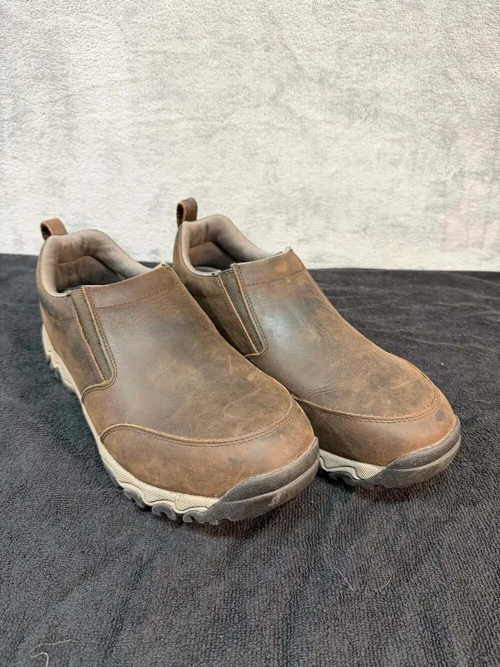 Size 14 Duluth Trading Co. Men's Leather Slip-On Shoes Brown.